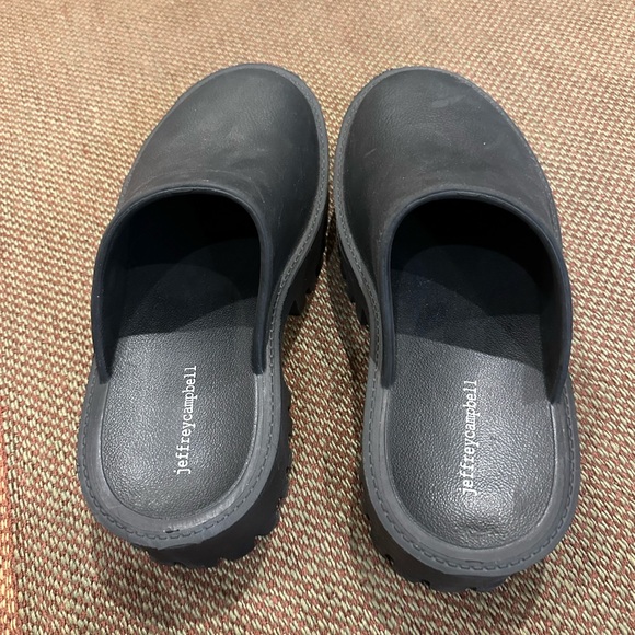 NWOT Jeffrey Campbell clogs size 42 - Picture 3 of 3